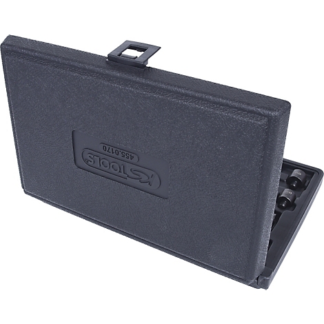 Schwarzer Werkzeugkoffer, halb geöffnet. Auf dem Koffer steht "KS TOOLS".